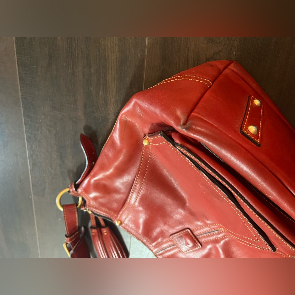 Dooney & Burke Vintage Kingston red leather Hobo Bag - Picture 16 of 16